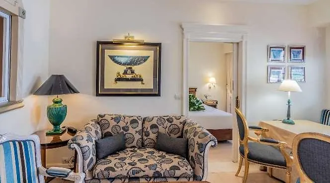 Hotel Guadalpin
